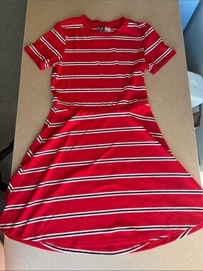 H&M Striped Short Sleeve Fit & Flare Dress